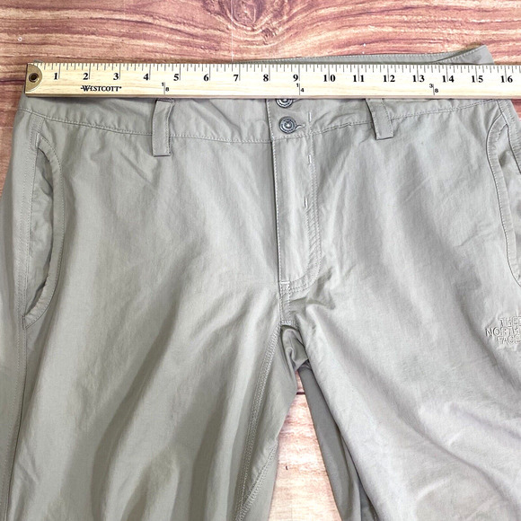 Woman’s The North Face Short/Court Nylon Hiking Pants Size 8 Beige - Picture 5 of 11
